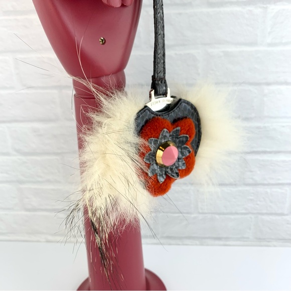 Authentic FENDI Mirror Floral Python Skin Leather Fur Bag Bug Charm - Picture 6 of 16